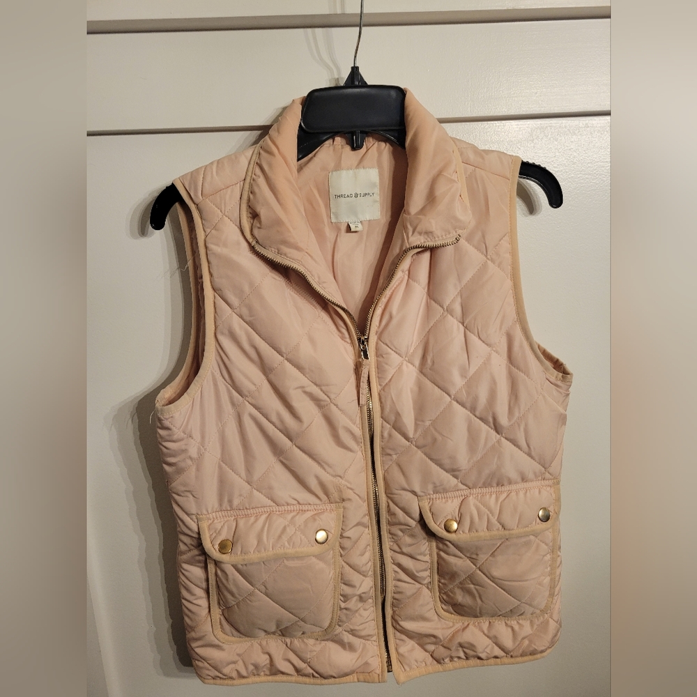 Light pink womens vest, medium